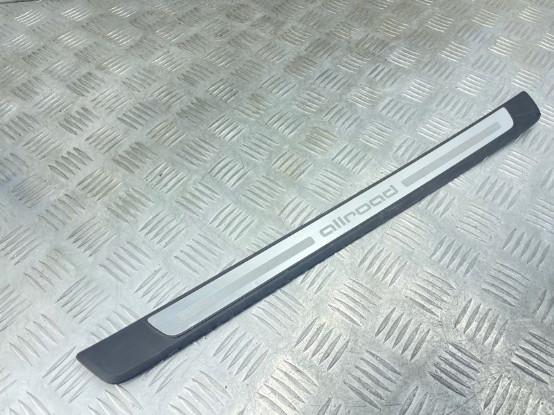 Накладка порога 8W0853374G9B9 Audi A4 Allroad