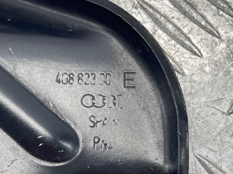 Петля капота 4G8823301E Audi A6