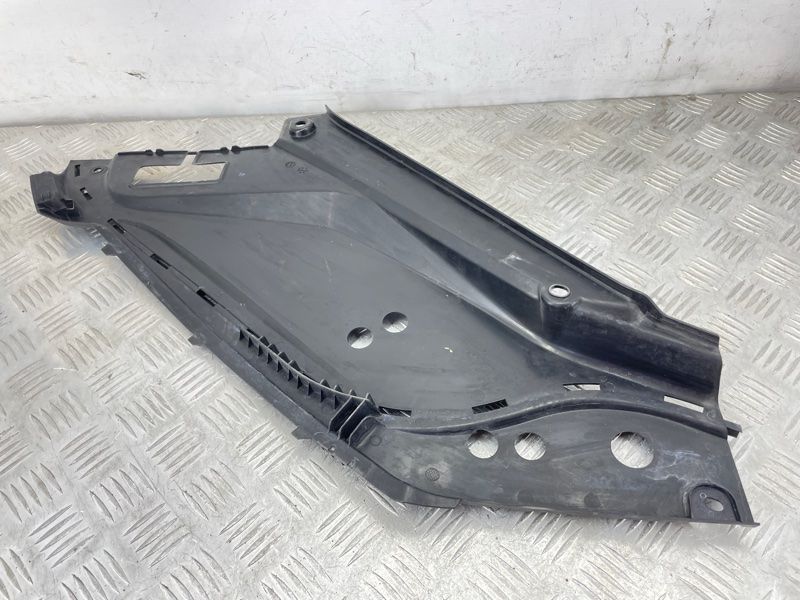 Накладка переднього крила права 31442734 Volvo XC90 Volvo XC90