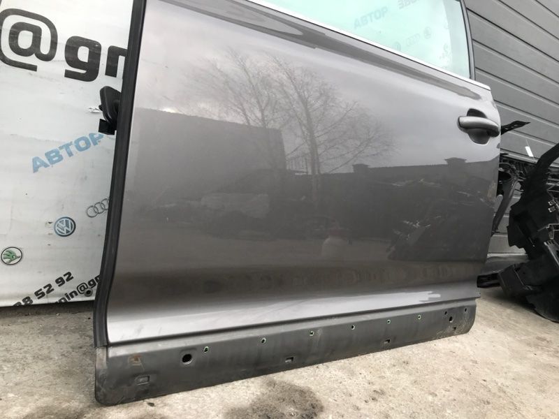 Двері 7L0831055L Volkswagen Touareg