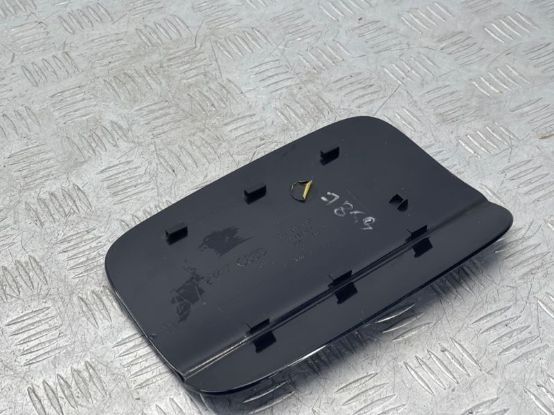 Крышка лючка топливного бака 4G8809907 Audi S7