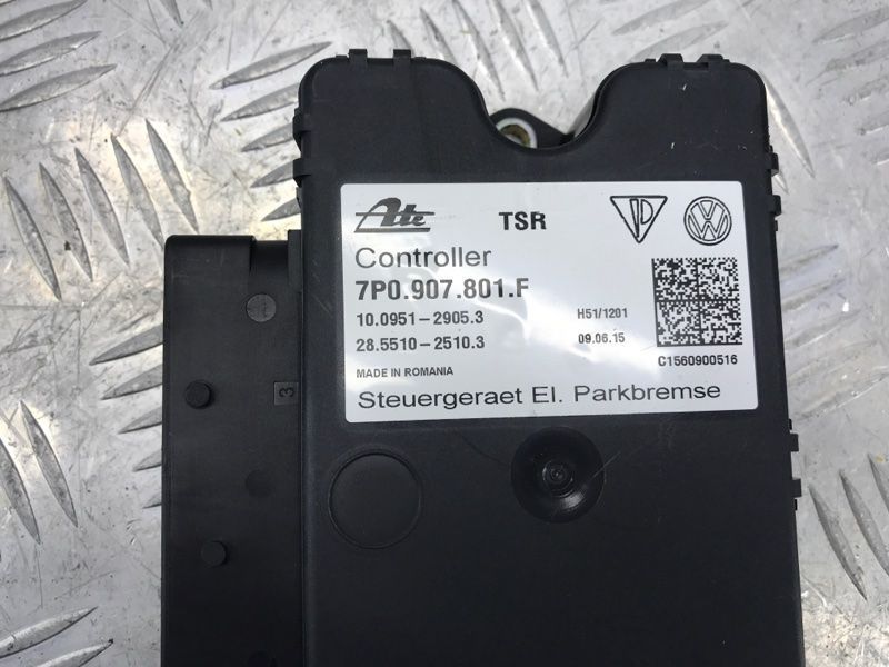 Блок керування стоянковим гальмом 7P0907801F Volkswagen Touareg