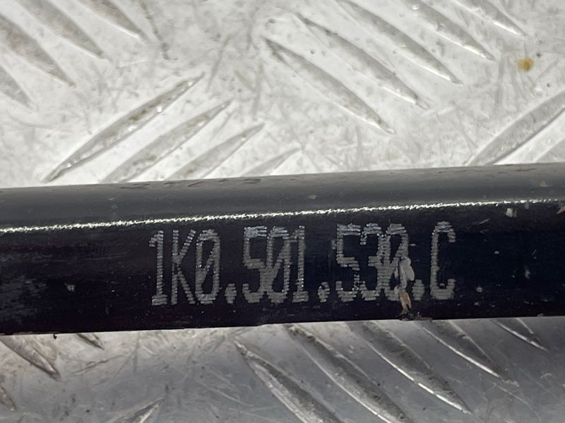 Рычаг задней подвески поперечный нижний 1K0501530C Volkswagen Tiguan