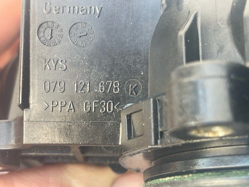 Термопневматический клапан 079121678K Audi S8 Audi A8, Audi RS7, Audi S6, Audi S7, Audi S8