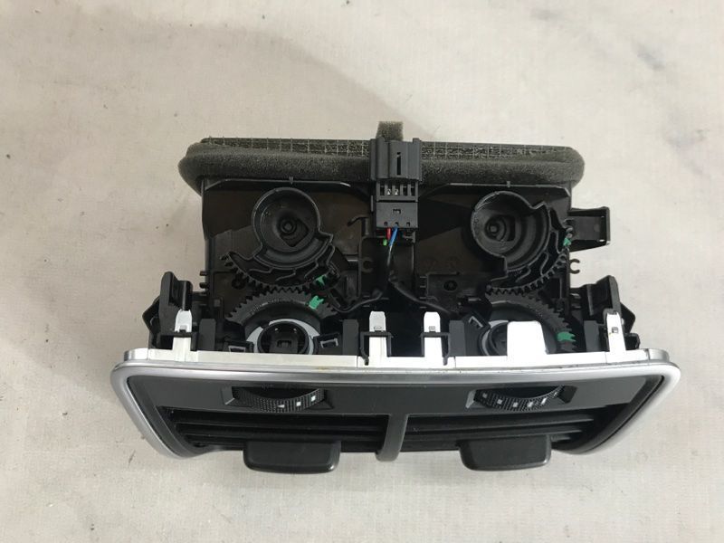Дефлектор повітропроводу 4G08192036PS Audi A6