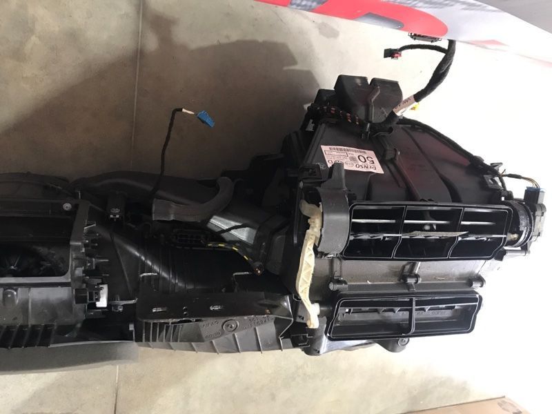 Корпус пічки в зборі 3C1898063A Volkswagen Tiguan