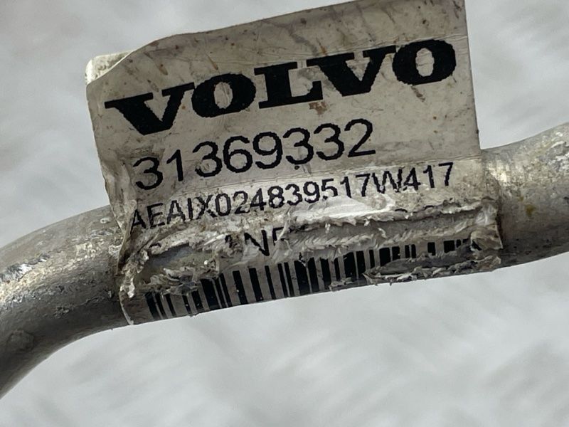 Трубка кондиціонера 31369332 Volvo XC60