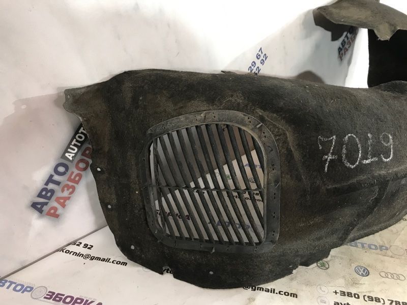 Подкрылок 4L0809961E Audi Q7