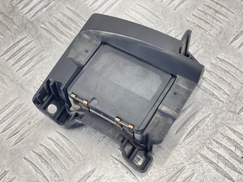 Кронштейн датчика слепых зон 8W0907176 Audi A4