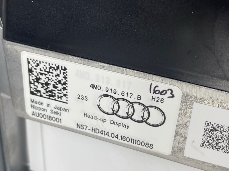 Проекция на лобовое стекло 4M0919617B Audi Q7