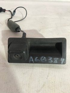 Кнопка замка кришки багажника з камерою 5N0827566AA Audi A6