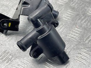 Клапан електромагнітний 4H0121671D Audi Q7