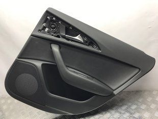 Обшивка дверей 4G0867222A Audi A6