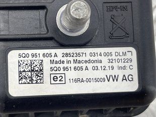 Сирена противоугонной системы 5Q0951605A Audi A6