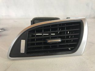 Дефлектор воздуховода 4G18209026PS Audi A6