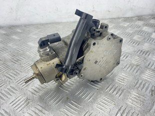 Вакуумный насос 06L145100F Audi A6