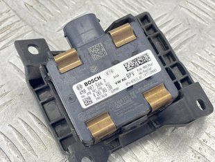 Датчик сліпої зони / блок керування асистента зміни смуги руху 4M0907566F Audi A4