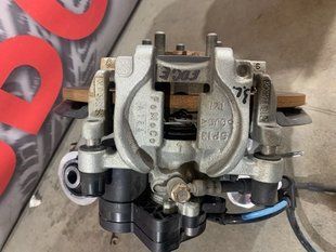 Суппорт тормозной KG9C2D251C Ford Edge