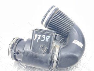 Патрубок повітряного фільтра 06E129616D Audi Q7