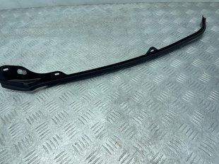 Уплотнитель двери 30762362 Volvo XC60