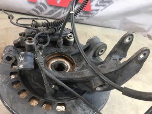 Поворотный кулак / Цапфа 7L8505435A Audi Q7
