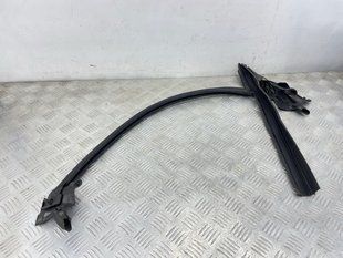 Ущільнювач паза скла внутрішній 4G8837480 Audi A7