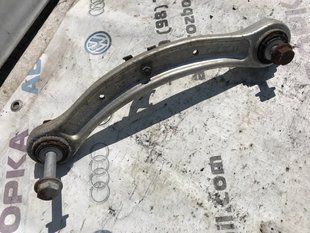 Важіль поперечний верхній 7L0505375A Volkswagen Touareg