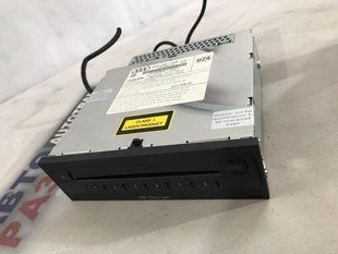 CD Чейнджер 4F0035110A Audi Q7