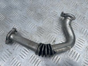 Шланг / Трубка 03L131521A Volkswagen Tiguan