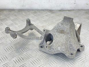 Опора двигателя левая 4M0199307AE Audi Q7 Audi Q7