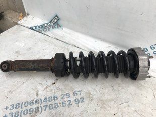 Стійка амортизатора 7L8513029K Audi Q7