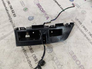 Направляющая / Крепление / Кронштейн бампера KT4Z17D942A Ford Edge