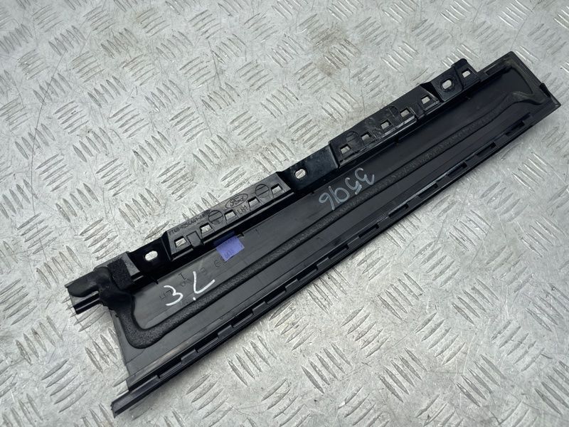 Накладка Ford Edge