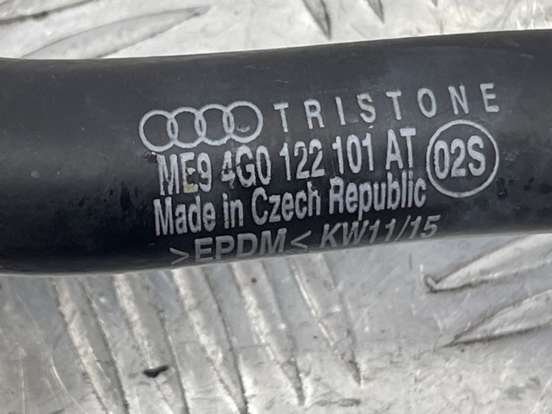 Шланг ОЖ с быстроразъемной муфтой 4G0122101AT Audi A6
