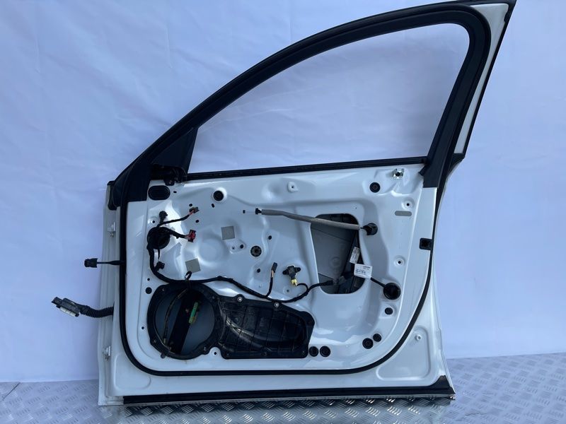 Двері 4G0831052 Audi A6