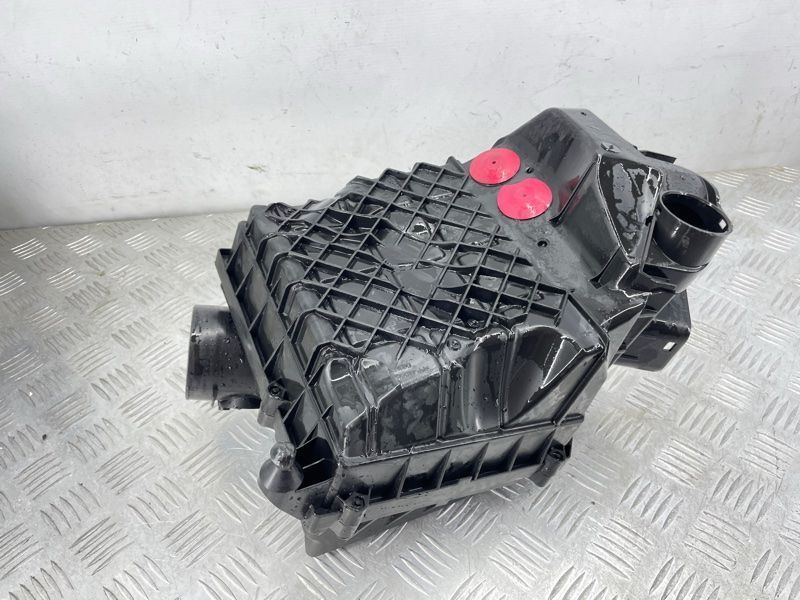 Корпус повітряного фільтра 31439656 Volvo XC90