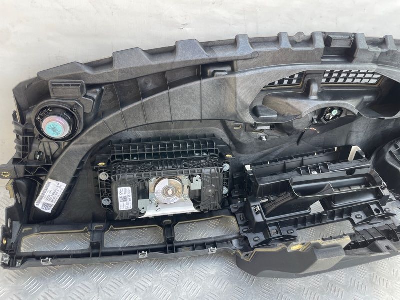 Торпедо з подушкою безпеки 8W1857001H24A Audi A4 Allroad