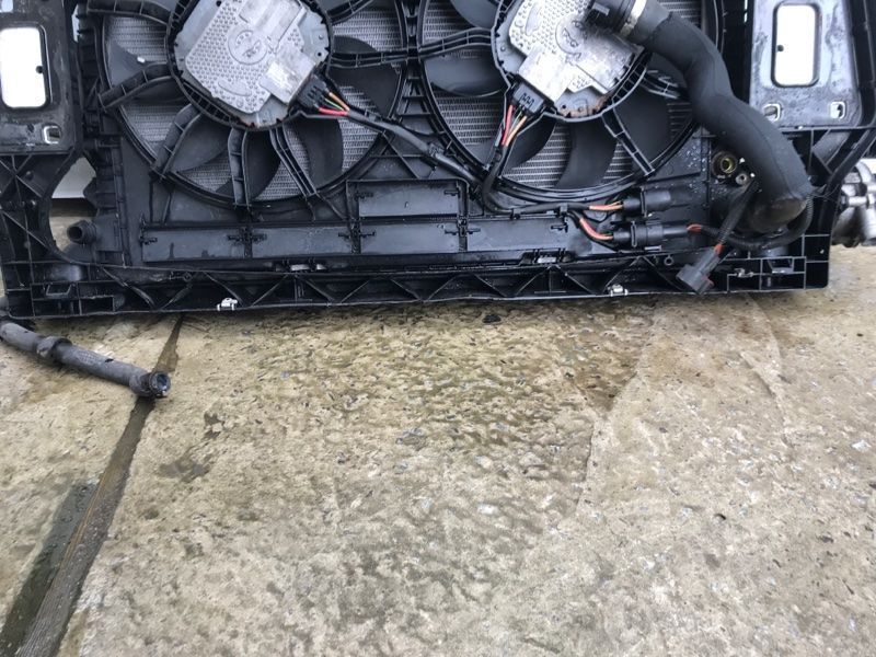 Телевізор комплектний 8K0805594L Audi S4