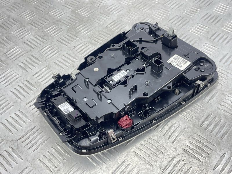 Плафон освітлення салону 4M0947135DM Audi Q7