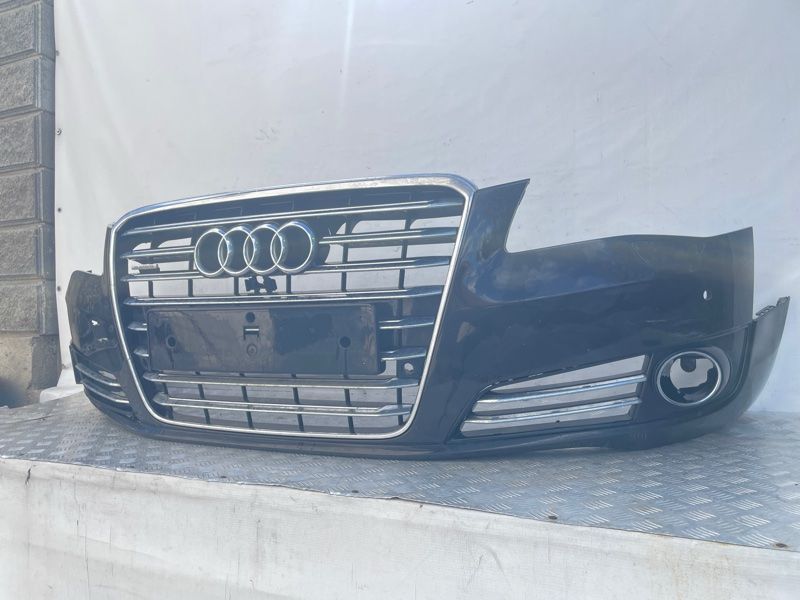 Бампер Audi A8