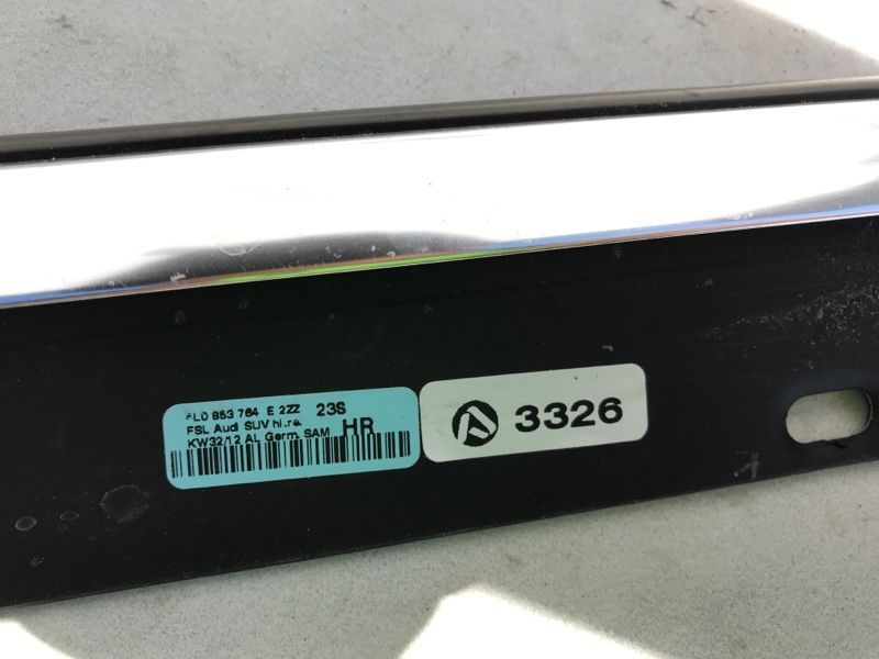Молдинг / ущільнювач пазу скла (хром) 4L0853764E2ZZ Audi Q7