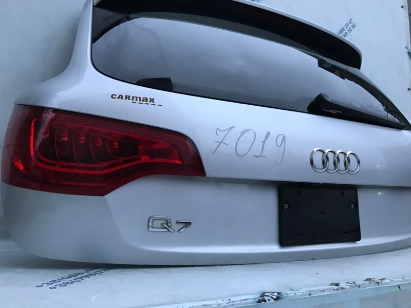 Кришка багажника 4L0827023B Audi Q7