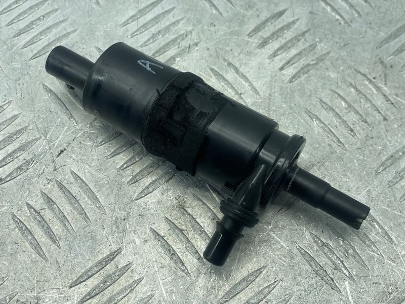 Насос омивача 6R0955681 Audi A6