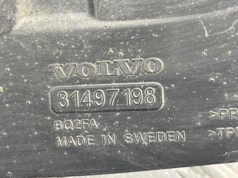 Воздуховод Volvo XC90