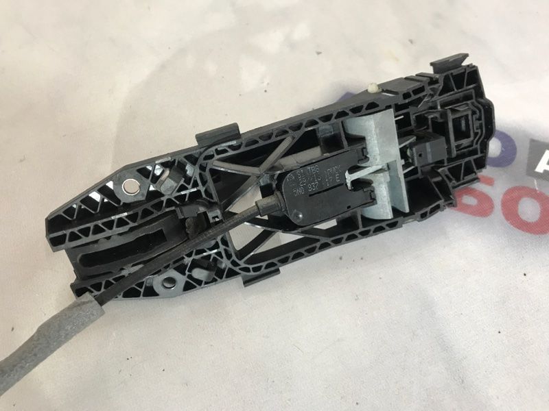 Ручка двери внешняя 5K4839015S Volkswagen Passat