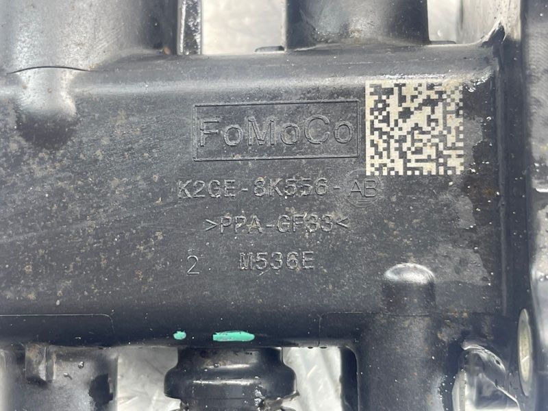 Штуцер системы охлаждения K2GE8K556AB Ford Edge