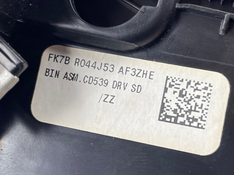 Бардачок / ящик для речей fk7br044j53af Ford Edge