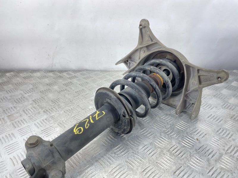 Стойка амортизатора 8R0413031BD Audi Q5