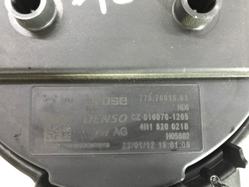 Вентилятор печки 4H1820021B Audi A6