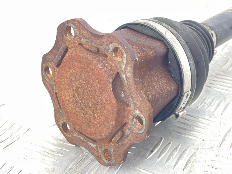 Привідний вал передній 4G0407271F Audi A7 Audi A6, Audi A7, Audi A8, Audi Q5, Audi RS7, Audi S6, Audi S7, Audi S8, Audi SQ5